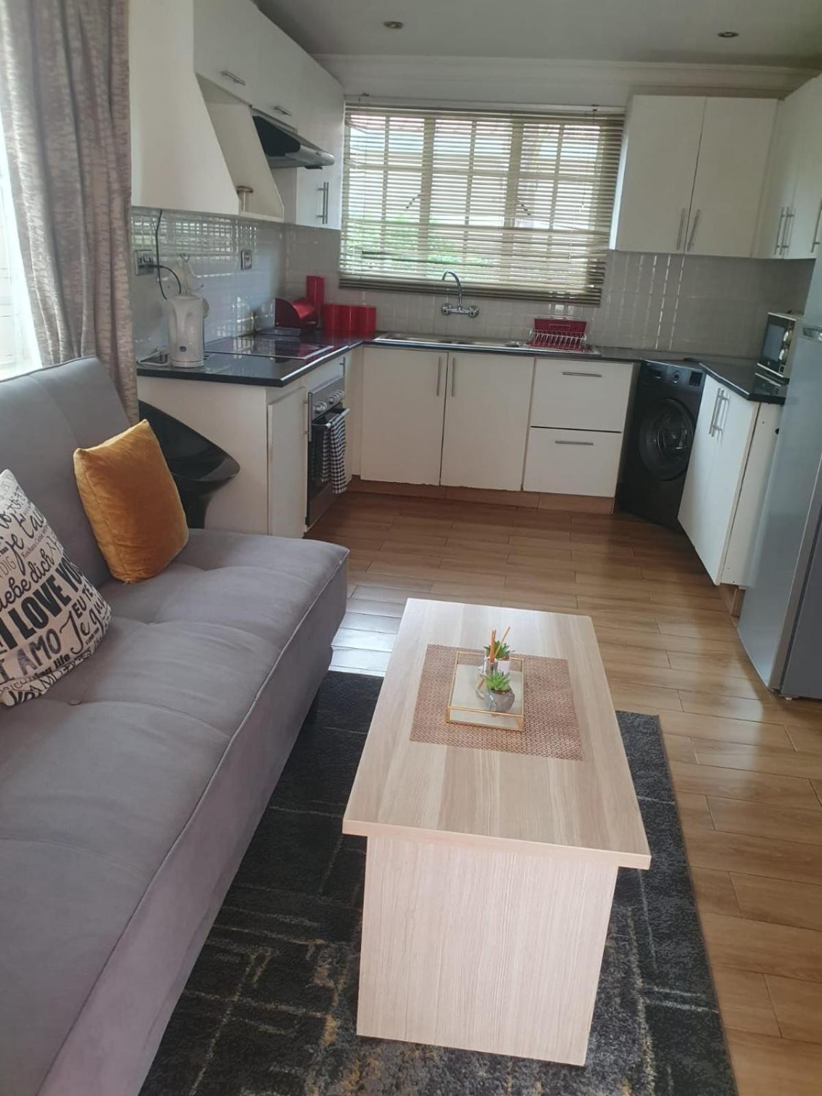 Crystal Apartments Λιλόνγκουε Εξωτερικό φωτογραφία